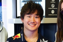 「かなり苦戦をしましたが...」角田裕毅が激動の１年を振り返る「人としてもドライバーとしても、さらに一段とレベルアップができた」【F1】