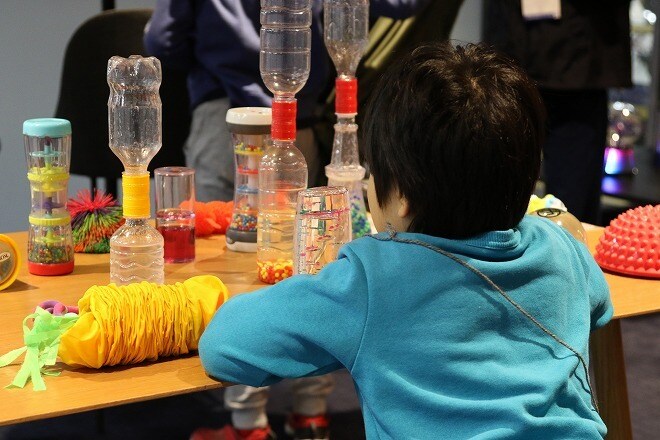 女子バスケの富士通レッドウェーブが発信する「センサリールーム」の可能性。NBAや欧州サッカーでも広がる認知の輪