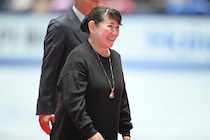 テレビ中継終了後、全日本フィギュア表彰式に現れた“レジェンド”にネット騒然「激アツすぎた」「スケオタ大喜び」「歓声上がったからそっち見たら...」