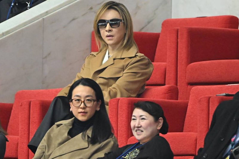 滅多にお目にかかれない“奇跡の3ショット”。全日本フィギュアでレジェンドクラスが揃って現地観戦【女子フリー】