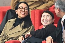 「すんごいツーショット」全日本フィギュア客席に登場！ トリプルアクセルが武器のレジェンドコンビにファン歓喜「２人合わせて優勝15回か」「テンションあがる」