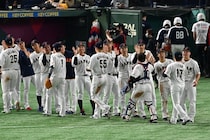 侍ジャパンのWBC限定ユニが発表！ 連覇に向けて頂点を目指すという意味を込めたデザイン、合宿では未着用で３月から採用
