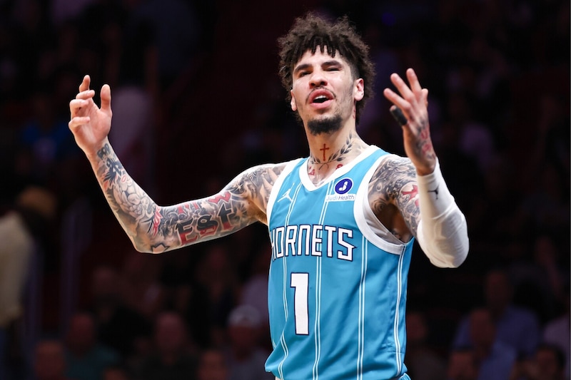 “勝てないスター”ラメロに名手トーマスが提言「勝ちたいのか? それとも好かれていたいのか?」<DUNKSHOOT>