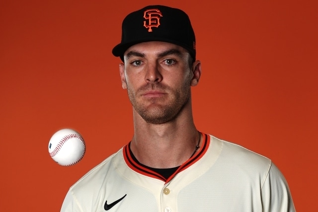 阪神に２ｍ新助っ人！ 昨季MLBデビューの27歳右腕の加入に虎党熱狂「１日遅めのクリスマスプレゼント」「補強が止まらない」