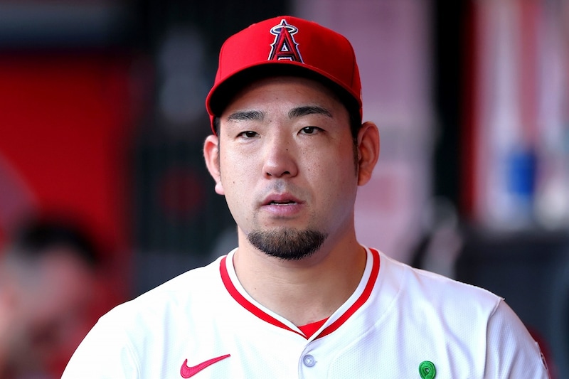 「めちゃくちゃ大きい人に遭遇しました」侍J菊池雄星、183㎝の自身より“巨漢”の後輩と交流