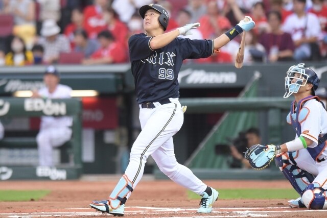 「GOOD治安でした」オリックス元本塁打王の一日警察署長に反響続々「貫禄が凄い」「ラオウポリスこぇ~」