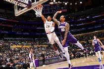 【NBA】八村塁が後半に躍動！豪快ダンク＆３ポイント含む12得点、レイカーズはキングスに快勝し連敗を３でストップ＜DUNKSHOOT＞