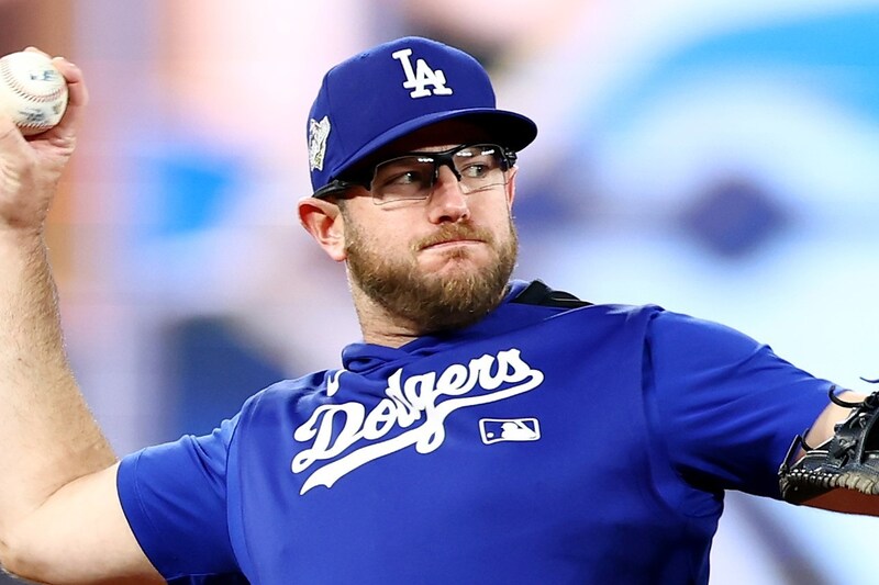 ドジャース最古参マンシー、16億円で残留＆新契約に意欲も...地元メディアは“引導”を強調「27年以降は先発であるべきではない」