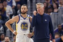 「みんなが３ポイントを多く打つようになったが、誰も近づけていない」カーHCが語るカリーの“異次元シーズン”＜DUNKSHOOT＞