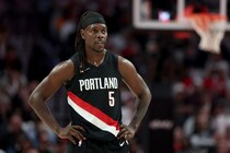 「ブラッドには感謝している」ホリデーがブレイザーズ加入の経緯を明かす「驚いたけど、嬉しかった」＜DUNKSHOOT＞