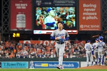 「信じがたい結末だった」山本由伸の大記録阻止→奇跡的な逆転サヨナラ劇を専門サイト回想「ホリデーが一振りで物語を書き換えた」