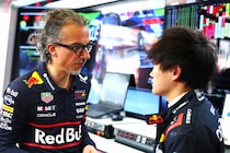 【F1】レッドブル代表は「善人役を演じすぎ」　角田裕毅への“擁護”に海外メディアが猛反論「復活を本気で信じての発言なのか」