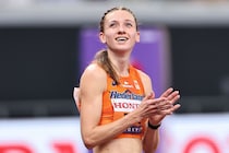 「強すぎる!!!」「圧巻の走り」女子400ｍ障害、連覇達成のボルにSNS熱視線！「軽やかに颯爽と金メダル。カッコいいわ」【世界陸上】