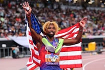 「PTSDを感じていた」と衝撃告白… 200mで４連覇のライルズ、東京五輪での挫折に心の葛藤「記憶を消し去らなければ」【世界陸上】