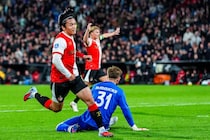 「ゴールに対する飽くなき意欲」今季５点目の上田綺世の“本領発揮”を現地紙が称賛！「信じられないほどのプロフェッショナルだ」