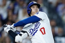 「いまや毎晩の恒例行事！」大谷翔平、逆方向へ衝撃53号！ 直近５試合４発の快進撃に「満場一致でのMVP受賞に向け、仕上げの段階に入っている」と地元記者