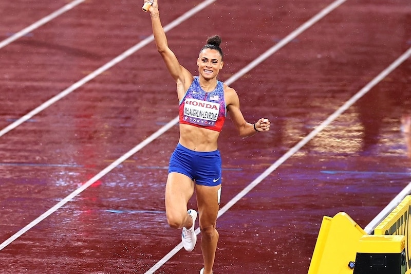 「反則レベルの差あるな」マクローフリン擁するアメリカ、2位と“2秒64差”で女子マイルリレー圧勝!ファンから「強すぎ」の声続出【世界陸上】