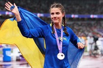 「マットが水泳プールに…」ゲリラ豪雨で２度の中断。女子走り高跳び銅メダルのマフチフが明かした“生涯記憶に残る出来事”とは？【世界陸上】