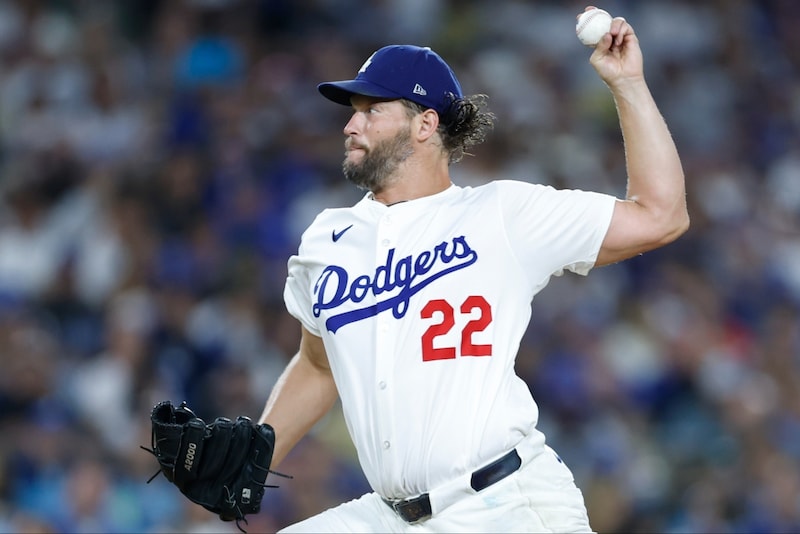 「明確な役割がある」ロバーツ監督がPSでの起用を示唆! カーショウがブルペン登板も視野に 米メディア報道