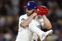 「やらかしがヒドイ」大谷翔平の２勝目が“消滅”！ ドジャース救援スコットがサヨナラ打を浴び、逆転負けに日本人ファン辛辣「本当何で使うの」「スットコだわ」