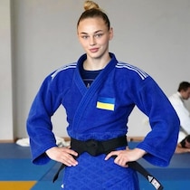 「なんて艶っぽいんだ！」ウクライナ柔道女子が魅せたイメージ激変の“超絶セクシー”にファン衝撃！「ホントに本人なの!?」「究極に美しい」