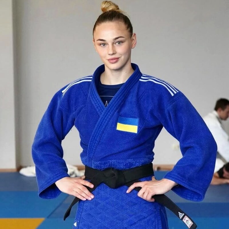 「なんて艶っぽいんだ！」ウクライナ柔道女子が魅せたイメージ激変の“超絶セクシー”にファン衝撃！「ホントに本人なの!?」「究極に美しい」