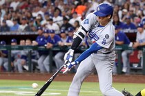 衝撃のパワーに米解説者も唖然...「ウソでしょ！」大谷翔平の特大54号に脱帽「相手のベストピッチなのに」