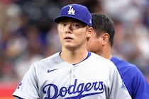 山本由伸、ドジャース地区Vの裏で“57年ぶり史上２人目”の快挙達成「200K・防御率2.50・被打率.200・WHIP1.00・被長打35本」