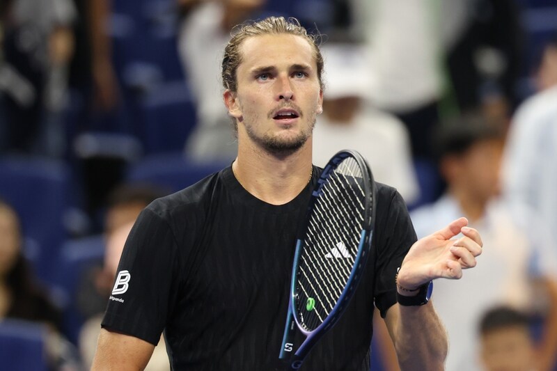 不調気味のズベレフ、背中の痛みに苦しみながらも中国OPベスト８進出！「肝心なところで集中力を発揮できた」＜SMASH＞