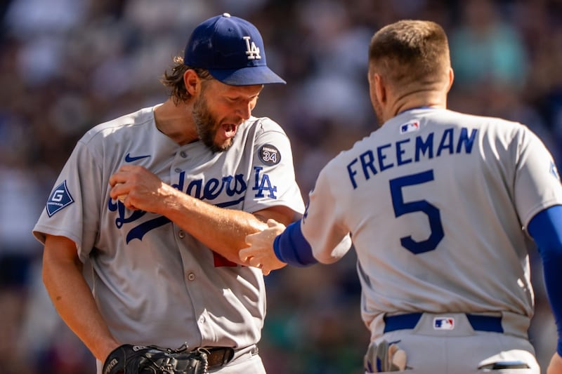 「ダメだ！」最後の登板を終えたカーショウ、フリーマンの願いを断固拒否…周囲からは笑い「こういう瞬間が大好き」