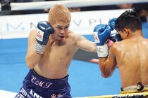 「早い段階で試合を支配した」圧巻KO勝利でバンタム級デビューの井岡一翔に米専門サイトが称賛！ 新階級での王座奪取に太鼓判「十分に想定できる」