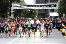 箱根駅伝“まさかの人物”が給水係に奔走　２年連続の大役に騒然「ええっ!? 」「こんなところにもドラマが…」