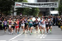 「今回はダメって思ったのに...」青学の圧倒ぶりにネット騒然「本当に本当に強すぎる…」「箱根の戦い方を知り尽くしている」【箱根駅伝】