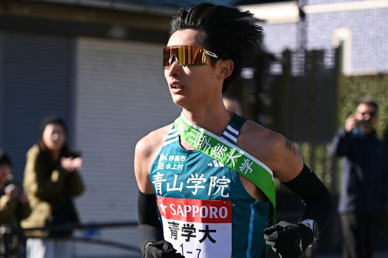 青山学院大２年生ランナーが「イケメンとバレる」と話題　箱根デビューで区間3位の力走＆「美形すぎて眩しい」マスクに大反響