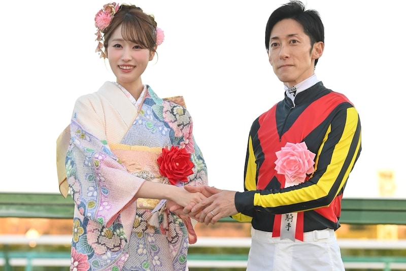 「まじで美人すぎた！」人気女優が中山競馬場で披露した“艶めく晴れ着姿”にネット喝采！「非の打ちどころがない」「ただただ眼福でした」