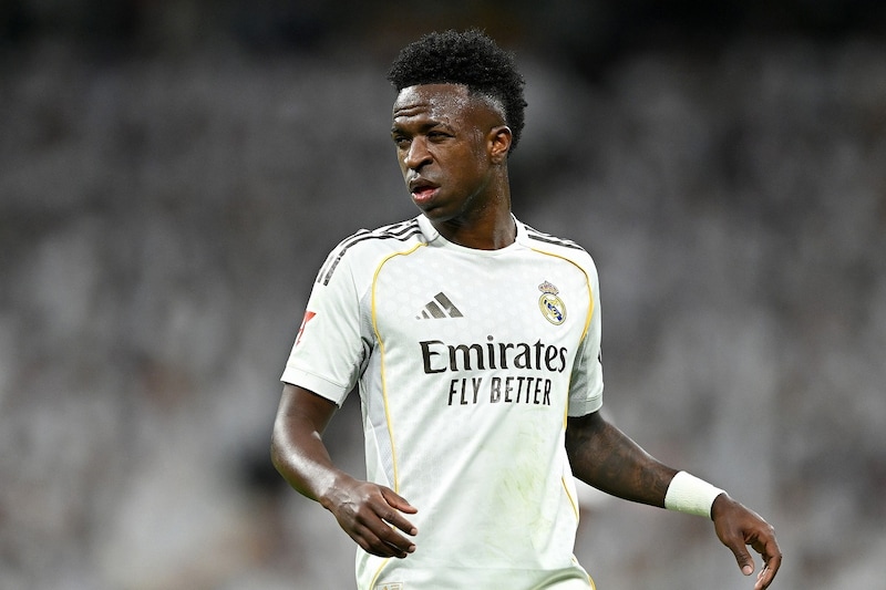 失速、ブーイング、契約延長交渉凍結…象徴は去るのか ヴィニシウスに浮上した“293億円移籍”の誘惑