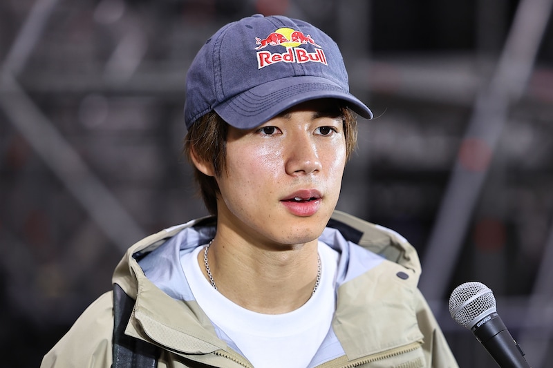 「サプライズ過ぎ！」日本が生んだ“スケボーの申し子”、特別な日に高級ブランドの顔に抜てき「待ってイケメンすぎ」「王子様なのよ」