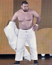 衝撃プロレスデビューのウルフアロンに“師匠”「二度と柔道界に戻ってくるな！」 愛ある𠮟咤激励「垣根なんかないよ！応援するのは当たり前」