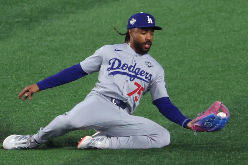 「迷う必要はない。またドジャースのユニホームを着させよう」非情通告の外野手をLAメディア熱望「野球IQ1000の持ち主」