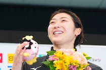 「綺麗です」池江璃花子が26年初投稿　艶やかな“晴れ着姿”を公開「似合ってます♡」「髪がキレイ」