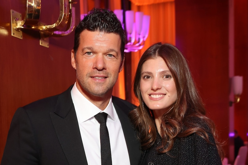 フィーゴに続いてバラックも来日!「素晴らしい日本の体験」東京、京都を観光、北海道のニセコでスキーも