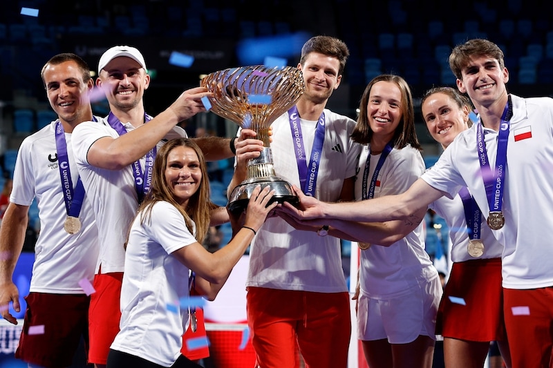 男女混合国別対抗戦「ユナイテッド杯」はポーランドがスイス撃破で初優勝！ 立役者フルカチュは「本当に信じられない」と歓喜＜SMASH＞