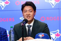 ブルージェイズ岡本和真の打撃スキルを現地専門サイトが絶賛！ 長距離砲としての活躍に太鼓判「リーグ屈指の打線に強力なバットを加えた」
