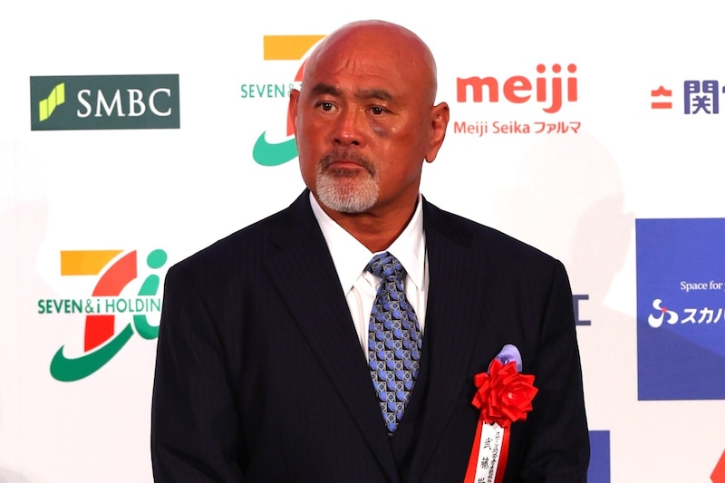 武藤敬司が「まるでゴッドファーザー」と例えた人気歌姫一家との豪華新年会「メンツやば～い！」「存在感が凄いですね」