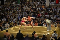 「こんな彼女が欲しい」“スー女”タレントが連日の大相撲観戦を報告　ファン盛り上がり「和服美人」「毎日行ってるとは凄いね」