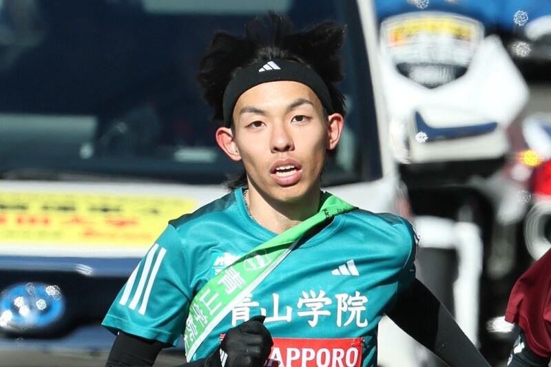 「箱根のダメージを引きずって...」青学大・黒田朝日が中14日の激走を回顧「ゆっくり休んで」「普通に速すぎたよ!?」との声【全国男子駅伝】
