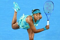 大坂なおみが左脇腹のケガで全豪３回戦を棄権！「心が痛むが、これ以上悪化させるリスクは冒せない」＜SMASH＞