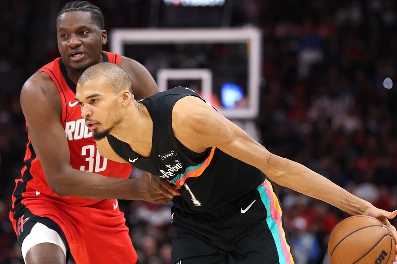 「彼が一番危険なのは…」ロケッツが成功した“ウェンビー封じ”のポイント。ウェンバンヤマは「この試合から学ぶ」とリベンジ誓う＜DUNKSHOOT＞