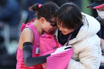 「なんで？なんで？」監督の胸を叩き号泣…30歳ランナーの悲壮感漂う姿に視聴者騒然「結果が悔しいのは分かるが…」