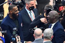 「MJは地獄を経験した」元選手が語るジョーダンとレブロンのGOAT論「時代に合わせて変化できる２人は最高のカメレオン」＜DUNKSHOOT＞